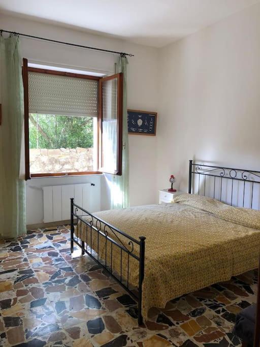 Casa Indipendente Zona Centrale Ла-Маддалена Экстерьер фото